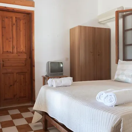Korfiatis Aparthotel